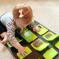 Zabawki sensoryczne DIY: Rozwijaj dziecko tanio i bezpiecznie!