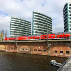Jaka rzeka płynie przez Berlin? Szprewa i wodne sekrety miasta