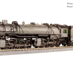 Szara lokomotywa Union Pacific z numerem 3510, model wskaźnika d6, na tle białym.