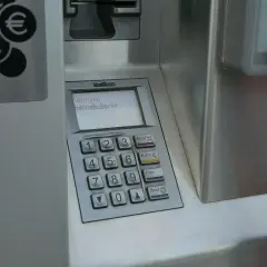Terminal gotowy do pracy. Czy to bank 1050?