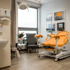 Poród w Medicover Warszawa: Ile kosztuje? Pakiety i ukryte opłaty
