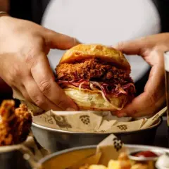 I migliori hamburger a Roma: guida ai locali gourmet e smash