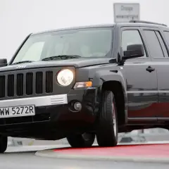 Jeep Patriot czy warto? Odkryj zalety i wady tego SUV-a