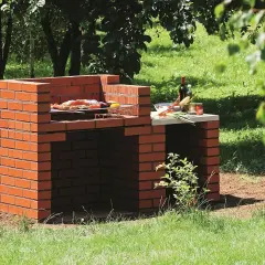 Jak zrobić grill z cegieł - krok po kroku do idealnego grilla w ogrodzie