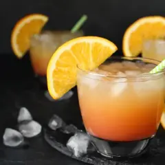 Jak przygotować pyszny drink z grenadiną i sokiem pomarańczowym