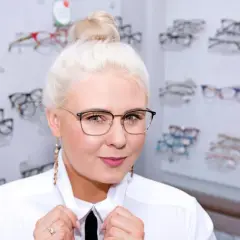 Srebrne oprawki - sprawdź komu pasują i jak je dobrać do swojego typu urody