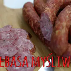 Przepis na kiełbasę z dzika i wieprzowiny, która zachwyci każdego smakosza