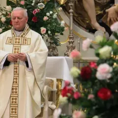 Kto może odprawiać mszę świętą? rola i obowiązki celebransa w liturgii