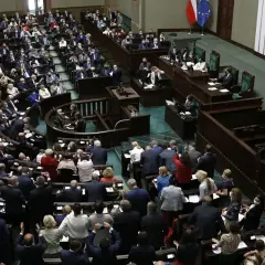 Ile posłów ma zjednoczona prawica? Zaskakujące fakty o Sejmie