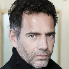 Francisco Denis - kim jest gwiazdor Narcos i jego niezwykłe role