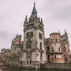Zamek w Kopicach dawniej: tajemnice historii, właściciele i zapomniane detale architektury
