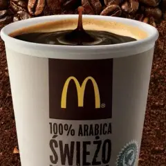 Jaką kawę wybrać w McDonald's? Rodzaje, smaki i ceny kaw w menu