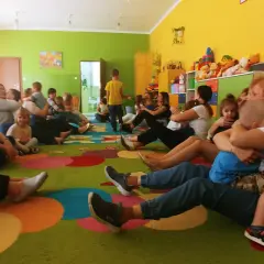 Zajęcia integracyjne dla dzieci i rodziców – jak budować więzi i rozwijać emocje