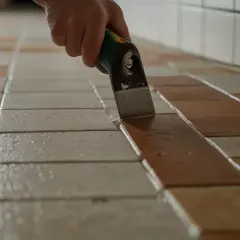 Klej do płytek ceramicznych: Jakie są najlepsze opcje do trwałego klejenia?