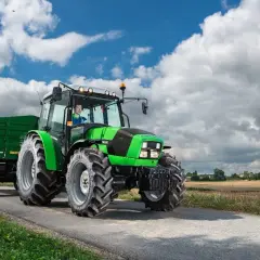 Ciągniki dla gospodarstw 10 ha - jaki model wybrać?