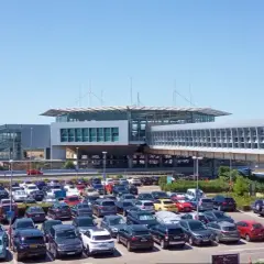 Jak dojechać z lotniska do centrum Aten? Najlepsze opcje transportu