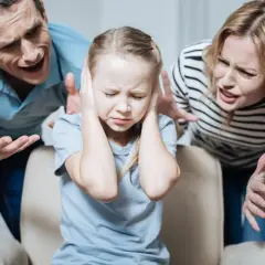 11 błędów wychowawczych, które niszczą rozwój dziecka – jak ich uniknąć?