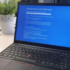 Jak naprawić niebieski ekran w laptopie i uniknąć frustracji