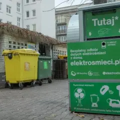 Gdzie oddać elektrośmieci w Warszawie? Sprawdź punkty zbiórki i uniknij kar!