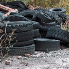 Gdzie wyrzucić stare opony? Uniknij kar i zadbaj o środowisko!