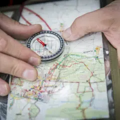 Kiedy wynaleziono kompas? Zaskakująca historia jego powstania