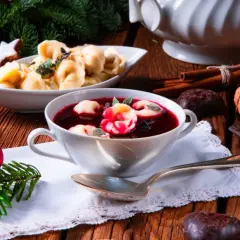 Proste ciasto na uszka przepisy Joli, które zawsze się udaje