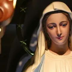Kim była Maryja - tajemnice życia matki Jezusa i jej znaczenie