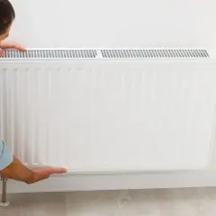 Ile za montaż grzejników? Sprawdź ceny i ukryte koszty instalacji