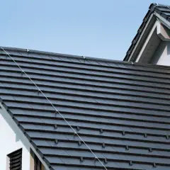Dachówka płaska ceramiczna czy betonowa - co wybrać dla swojego dachu?