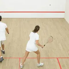 Najlepsze miejsca do gry w squash w Białymstoku – sprawdź oferty