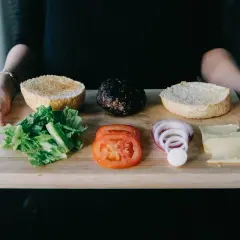Jak zrobić mięso do hamburgera, które zachwyci każdego smakosza