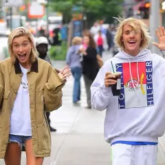 Hailey Bieber wiek – ile lat ma żona Justina Biebera i jej sekrety młodości
