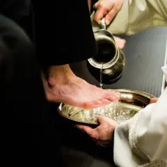Ile trwa msza w wielki czwartek? Poznaj szczegóły i znaczenie