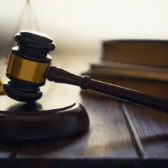 Jak odzyskać pieniądze od adwokata i uniknąć dalszych strat