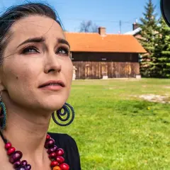Mama ostrzegała - kto śpiewa? Poznaj wykonawcę i jego historię