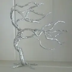 Jak stworzyć rzeźbę z folii aluminiowej – proste techniki i inspirujące pomysły