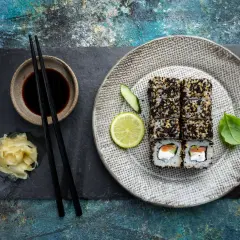 Czy sushi jest fit? Wszystko o kaloryczności i zdrowych wyborach sushi