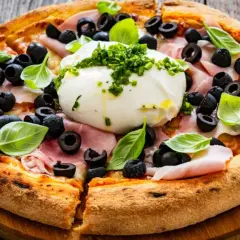 Z czym zrobić pizzę, aby zaskoczyć swoich gości pysznymi smakami