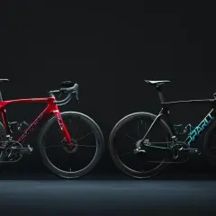 Porównanie Pinarello Dogma z Dogma F12: Który model jest lepszy?