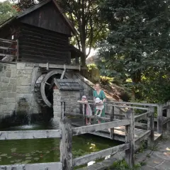 Laskowa Skansen – odkryj fascynującą historię i atrakcje regionu