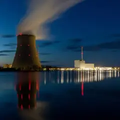 Ile energii produkuje elektrownia atomowa? Zaskakujące dane o mocy