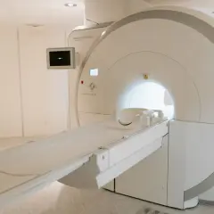 Skutki uboczne tomografii komputerowej: promieniowanie, reakcje i ryzyko zdrowotne