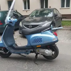 Czy można jeździć skuterem bez prawa jazdy? Sprawdź zasady i konsekwencje