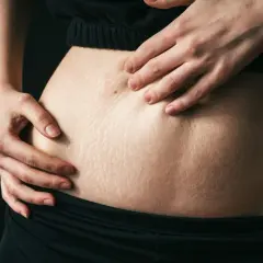 Jak długo obkurcza się brzuch po porodzie? Co musisz wiedzieć o regeneracji