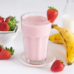 Delicioso batido de fresa con plátano fácil y nutritivo para niños