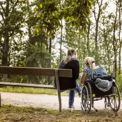 Ile kosztuje poduszka do wózka inwalidzkiego? Poznaj ceny i rodzaje