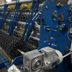 Ile zarobisz na produkcji siatki ogrodzeniowej? Analiza zysków
