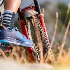 Jakie buty na rower wybrać: kompletny poradnik dla każdego rowerzysty