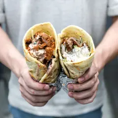 Z czego jest kebab? Składniki, sekrety i różnice w przygotowaniu