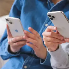 Jak przesłać zdjęcia z iPhone na iPhone przez Bluetooth bez problemów